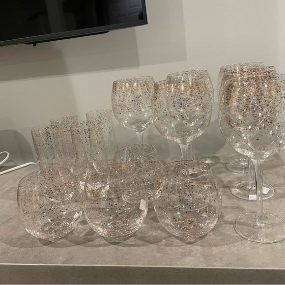 Rare Anthropologie set of Star Cluster glasses - Picture 6 of 15